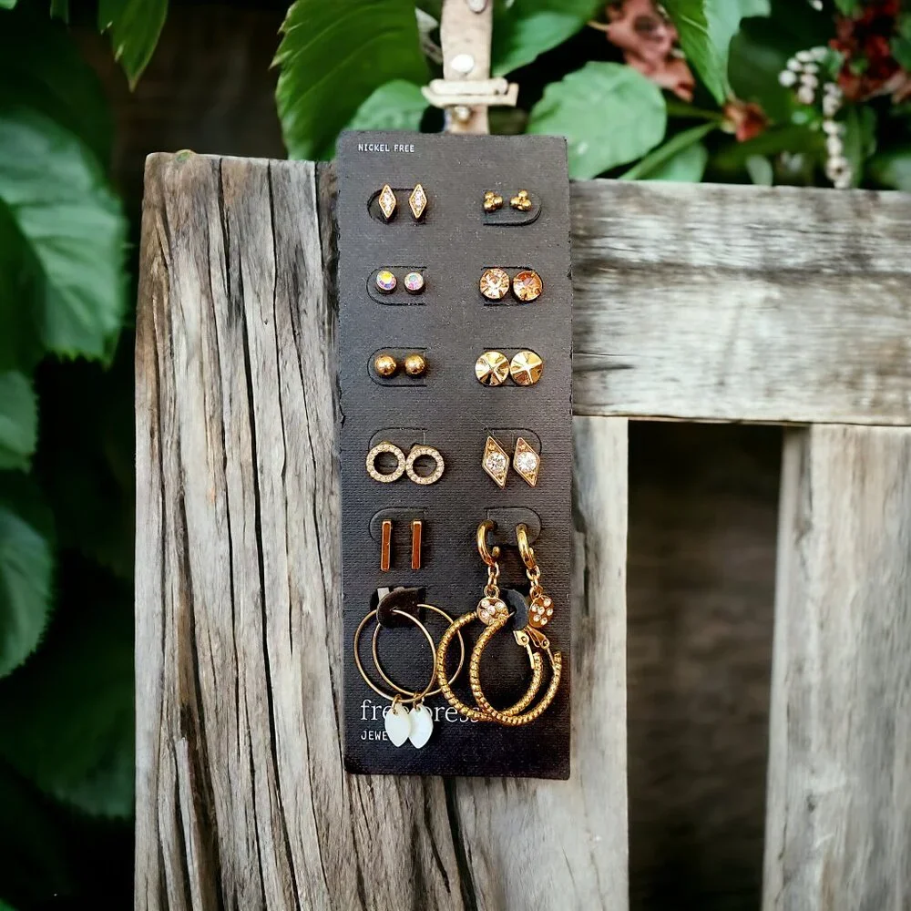 FREE PRESS 10 Pc Earring Set
